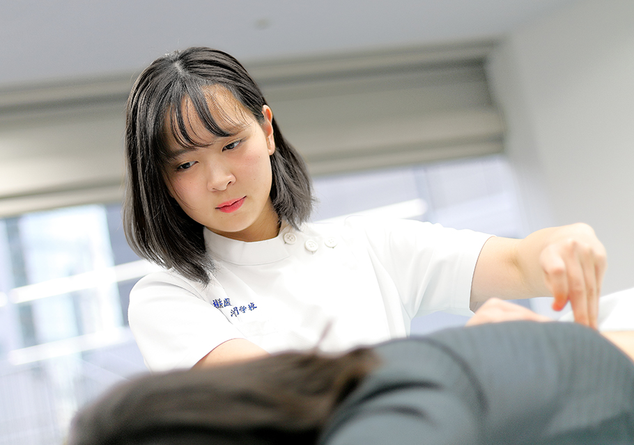 鍼(はり)や灸(きゅう)を用いた治療
