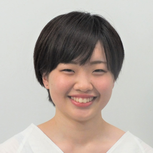 髙崎由香 さん